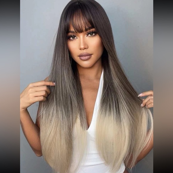 Long W/ Bangs Ombré Wig 💇‍♀️ - Picture 1 of 5